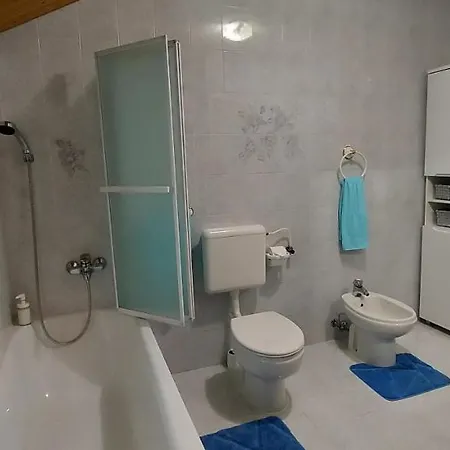 Apartma Pr' Ivani Miskorinovi Lejlighed